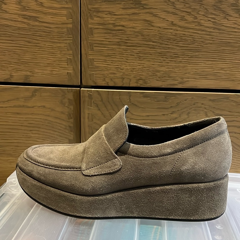 La Canadienne Suède , City Dry  loafer . 1 1/4 platform.